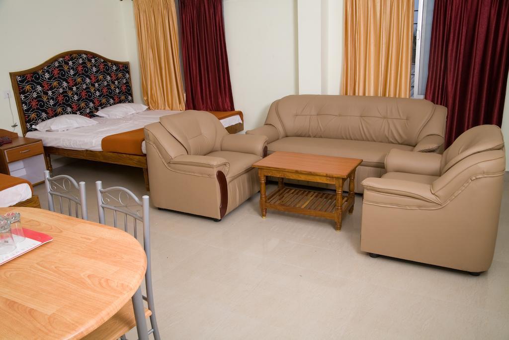 Vihas Inn Tirupati Exterior foto